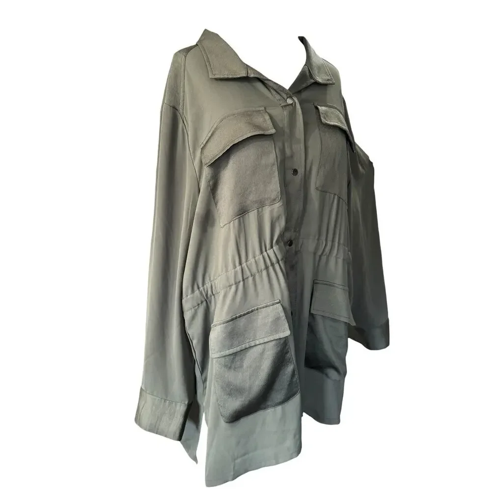 Chicos Semi Sheer Cargo Blouse 4 Front Pockets Olive Size 16 PETITE Snap Closure